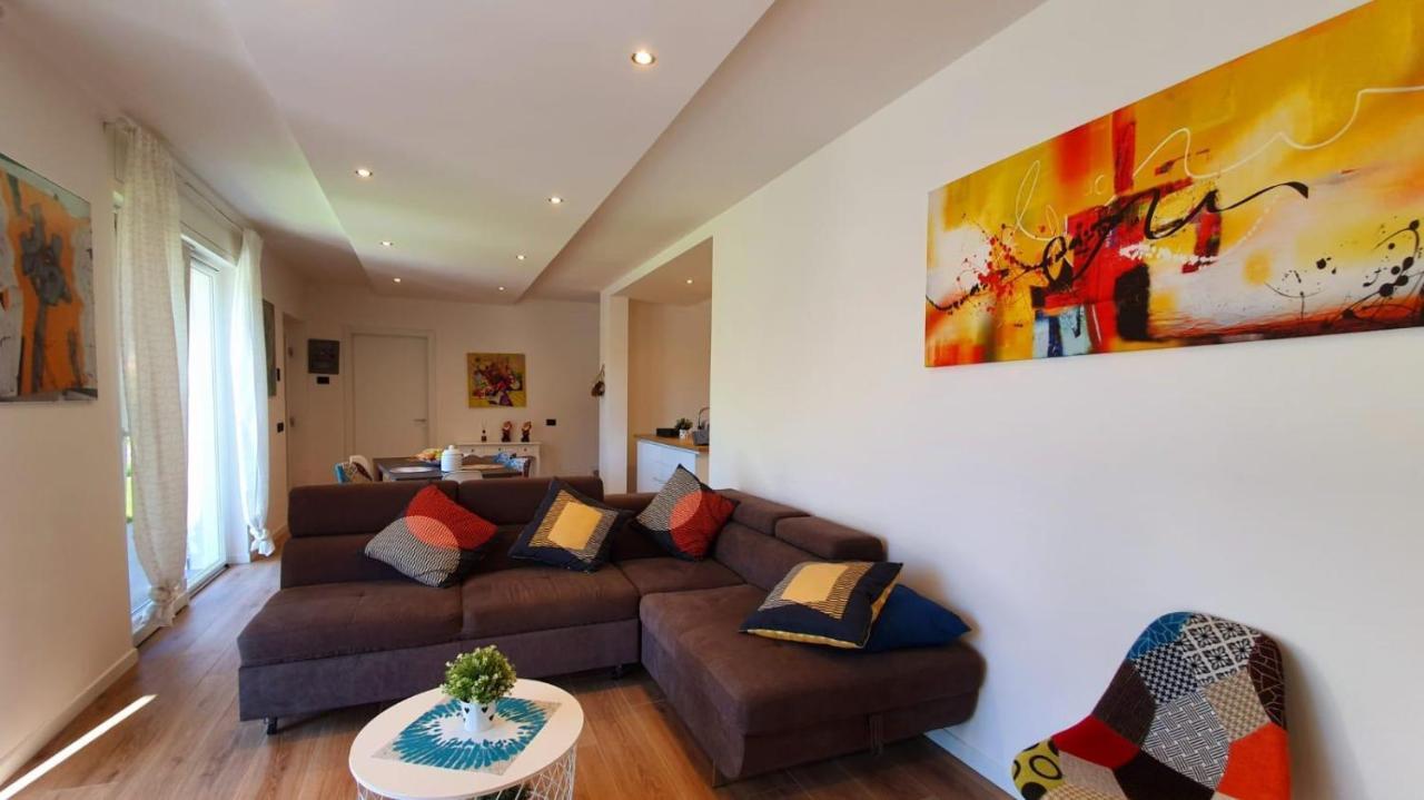 Luxury Villa Sleep 6 Close To Lake Of Como Traona Bagian luar foto